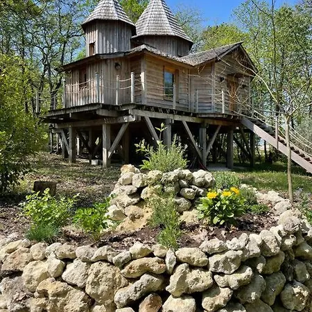 Chateau Feerique A La Cime Des Arbres Prázdninový dům *