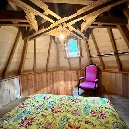 Chateau Feerique A La Cime Des Arbres Prázdninový dům Magnac-Lavalette-Villars